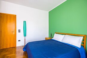 Capodimonte Woods Retreat - Private Parking