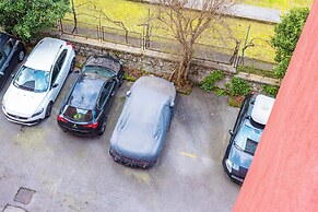 Capodimonte Woods Retreat - Private Parking