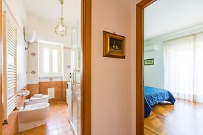 Capodimonte Woods Retreat - Private Parking