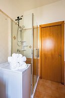 Capodimonte Woods Retreat - Private Parking