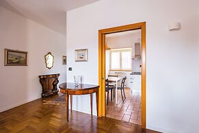 Capodimonte Woods Retreat - Private Parking