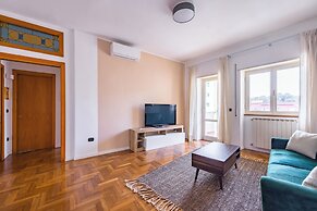 Capodimonte Woods Retreat - Private Parking