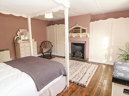 Englewood Cottage