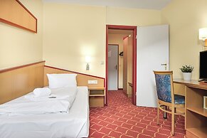XZLLENZ light Hotel