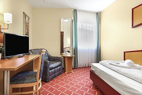 XZLLENZ light Hotel