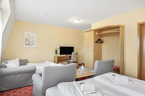 XZLLENZ light Hotel
