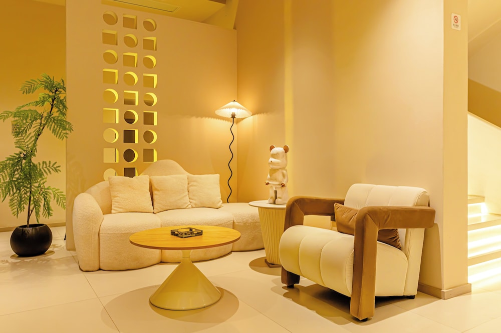 Jingdezhen Ruchu Hostel - Tao Xichuan