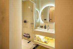 Jingdezhen Ruchu Hostel - Tao Xichuan