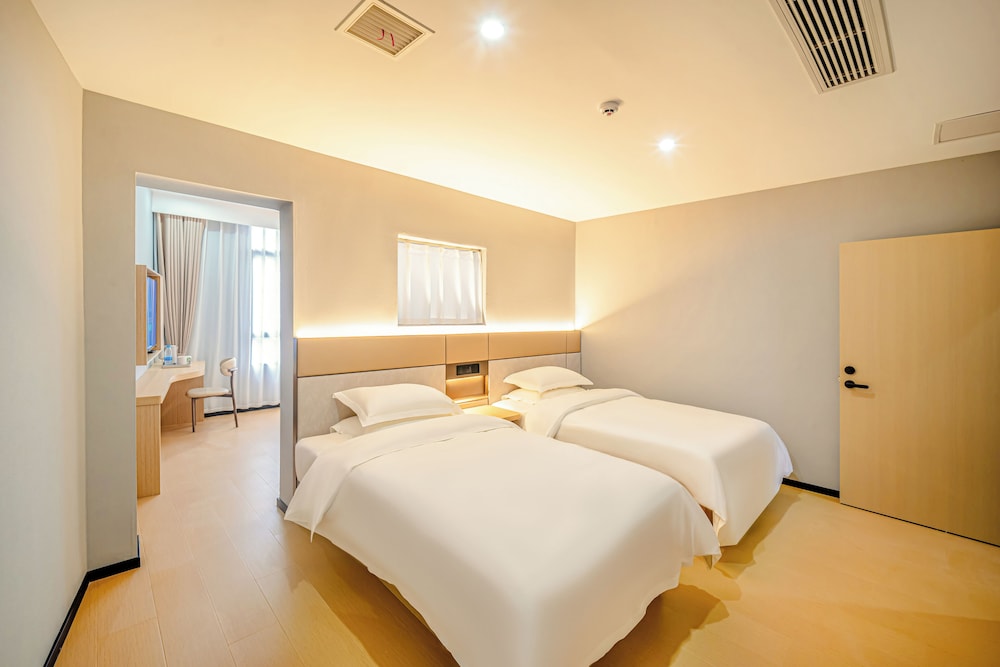 Jingdezhen Ruchu Hostel - Tao Xichuan