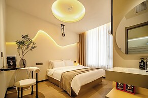 Jingdezhen Ruchu Hostel - Tao Xichuan