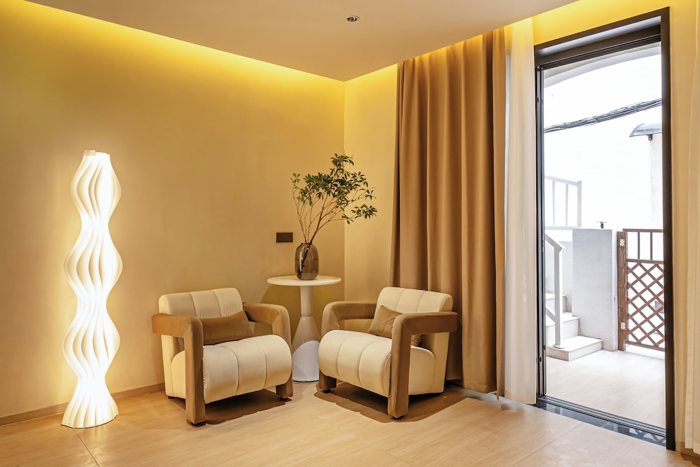 Jingdezhen Ruchu Hostel - Tao Xichuan