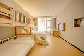 Jingdezhen Ruchu Hostel - Tao Xichuan