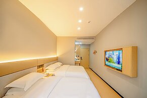 Jingdezhen Ruchu Hostel - Tao Xichuan
