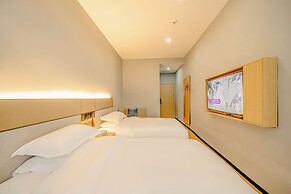 Jingdezhen Ruchu Hostel - Tao Xichuan
