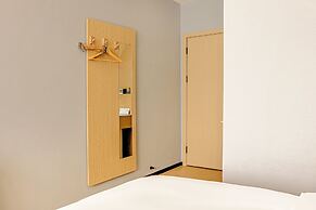 Jingdezhen Ruchu Hostel - Tao Xichuan