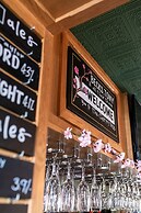 Cherry Tree Inn