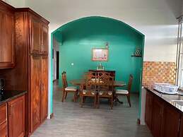 Travellers Villa