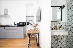 Wally apartments by Flat White