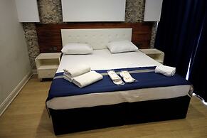 Hey Lara Hotel