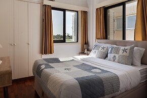 Kallisti Residence by Staycom