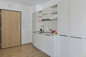 Wolska Studio Apartments by Solarento