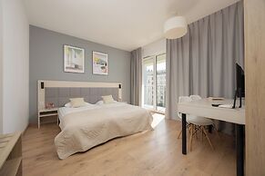 Wolska Studio Apartments by Solarento