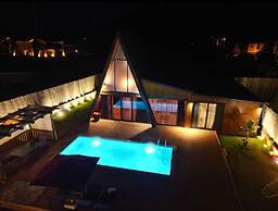 lost bungalow