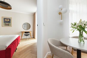 Native Apartments Potebni 8