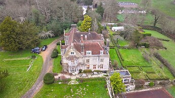 Haremere Hall in Etchingham