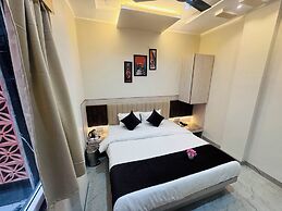 HOTEL PURVI BY VILAASITAA INDORE