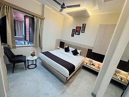 HOTEL PURVI BY VILAASITAA INDORE