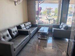 HOTEL PURVI BY VILAASITAA INDORE