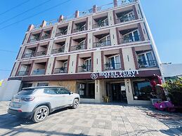 HOTEL PURVI BY VILAASITAA INDORE