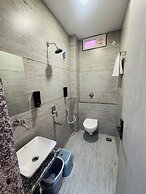 HOTEL PURVI BY VILAASITAA INDORE