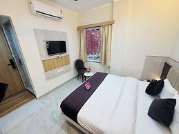 HOTEL PURVI BY VILAASITAA INDORE