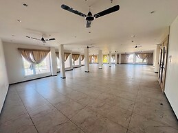 HOTEL PURVI BY VILAASITAA INDORE