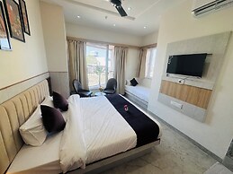 HOTEL PURVI BY VILAASITAA INDORE