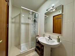 Vilamoura Charming 2 With Pool by Homing
