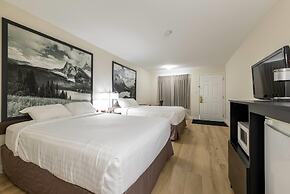 Super 8 By Wyndham Golden