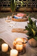 Staymaster Tropical Oasis