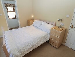 3 Riverside Lodge