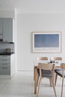 Premium Sea View & Historic Apartment