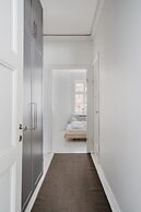 Premium Sea View & Historic Apartment