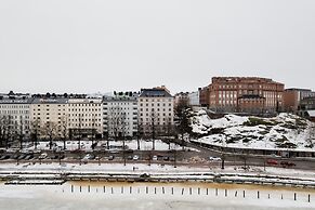 Premium Sea View & Historic Apartment
