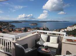 Azure Hvar Residence