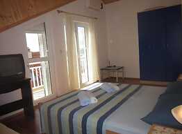 Azure Hvar Residence