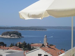 Azure Hvar Residence