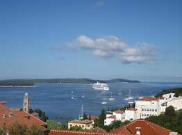 Azure Hvar Residence