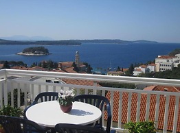 Azure Hvar Residence