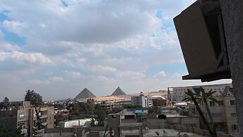 Hostalio Pyramid View Hotel